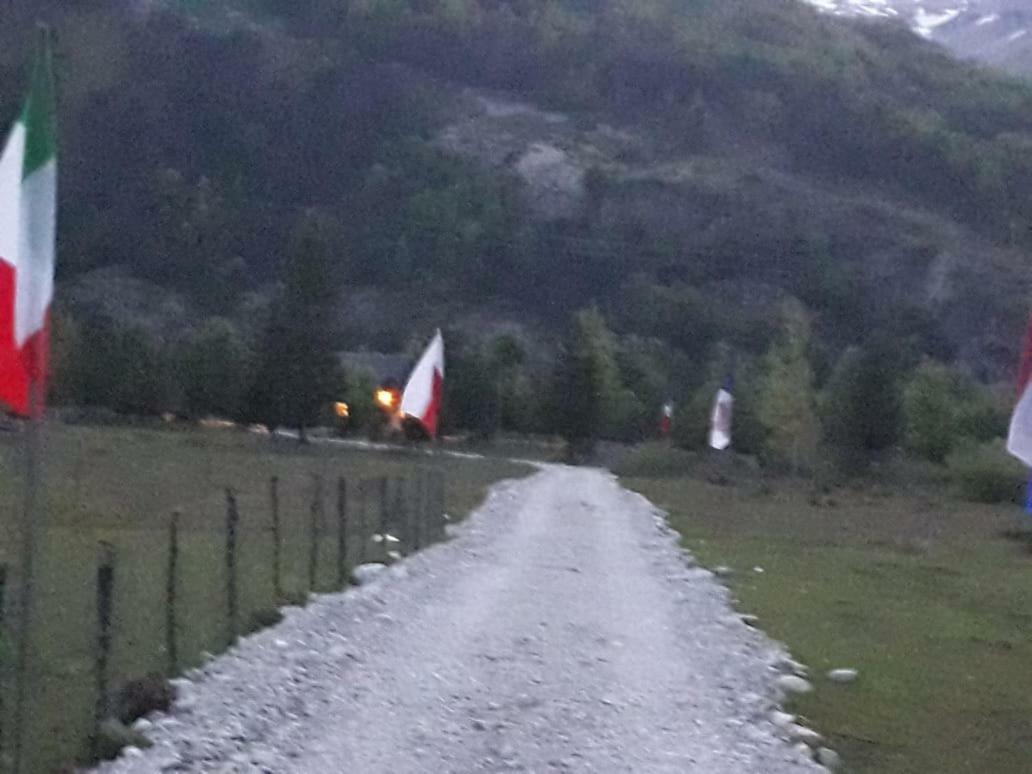 Valbona Eco Camping Hotel Екстериор снимка